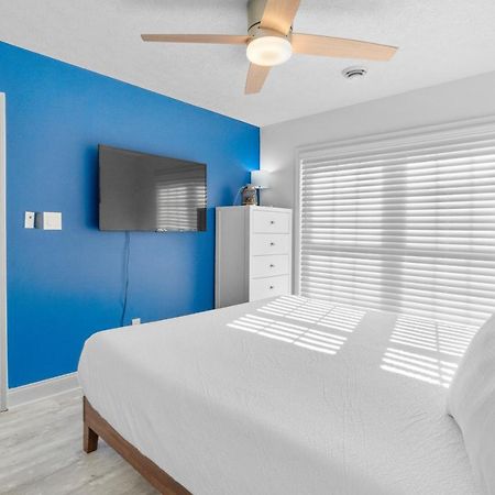 Willapye Beach House By The Sea Navarre Exterior photo