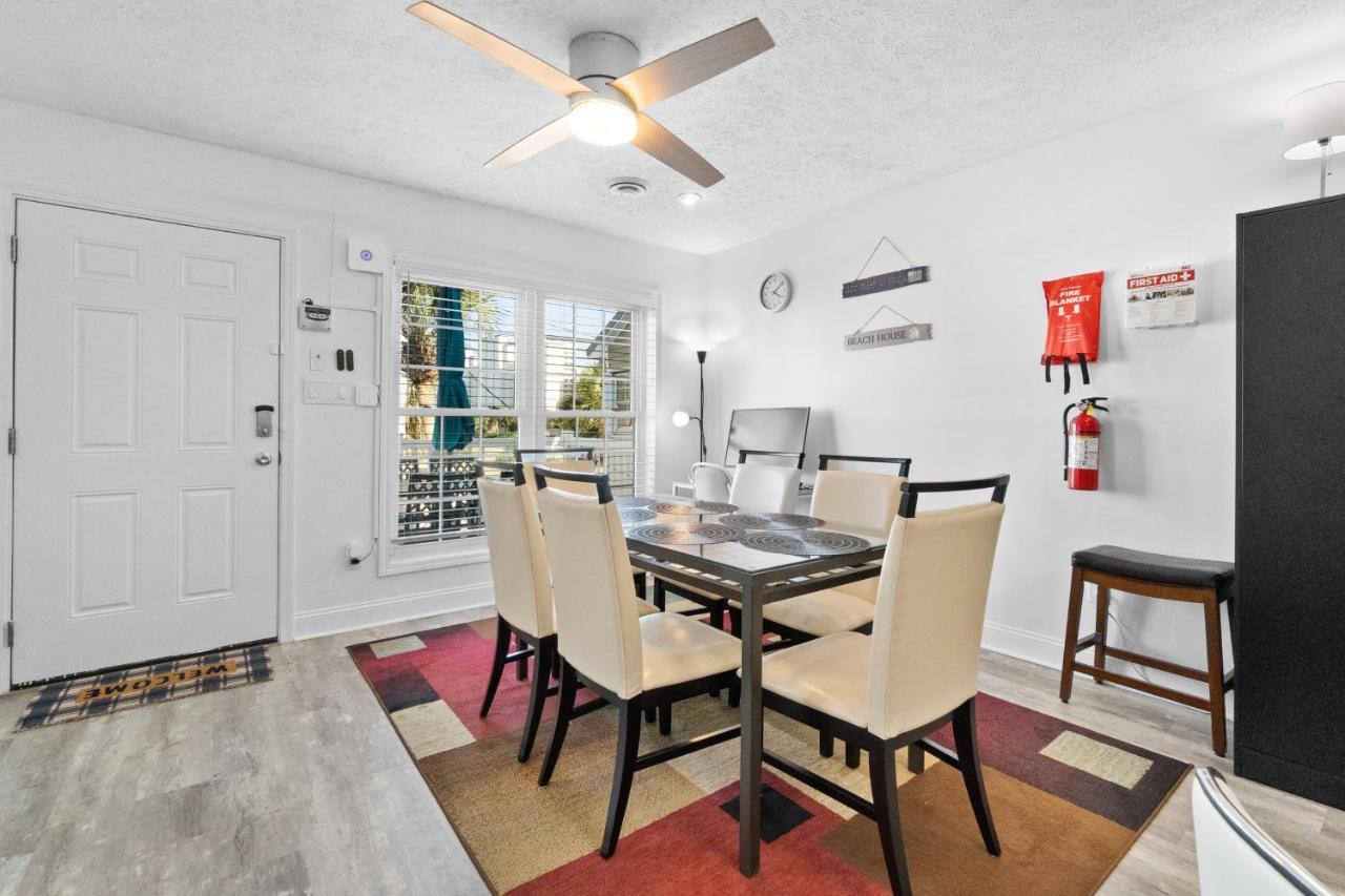 Willapye Beach House By The Sea Navarre Exterior photo