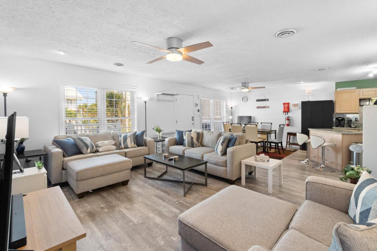 Willapye Beach House By The Sea Navarre Exterior photo