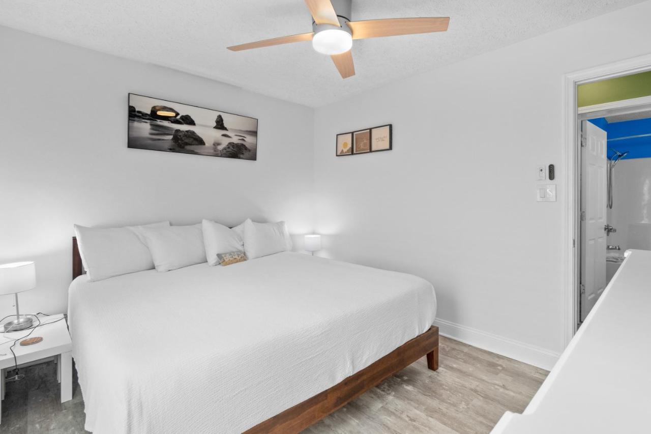 Willapye Beach House By The Sea Navarre Exterior photo